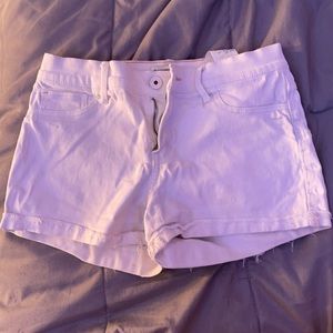 white abercrombie kid shorts